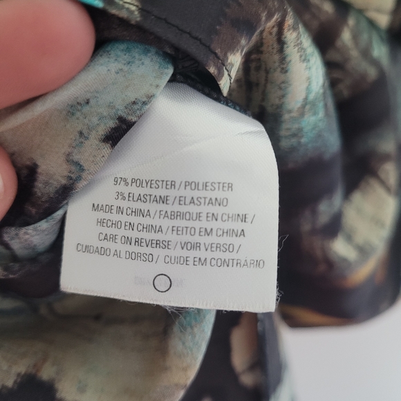 Tahari Blouse - Picture 4 of 4